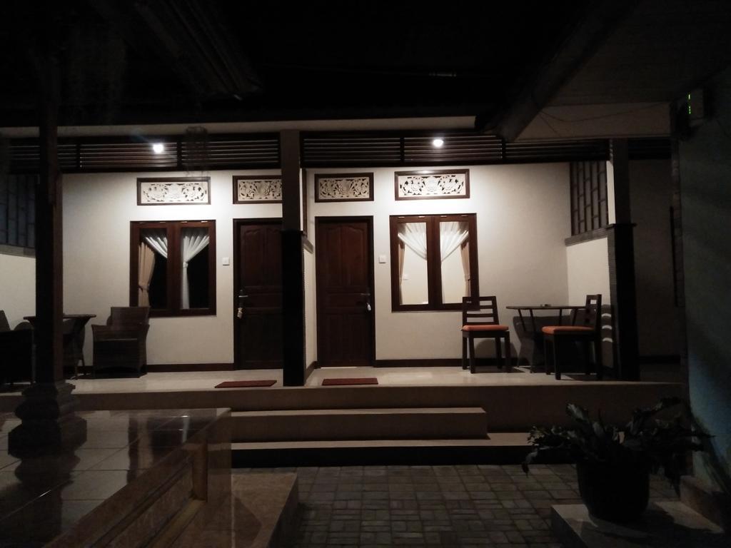 Buyan Homestay سانور المظهر الخارجي الصورة